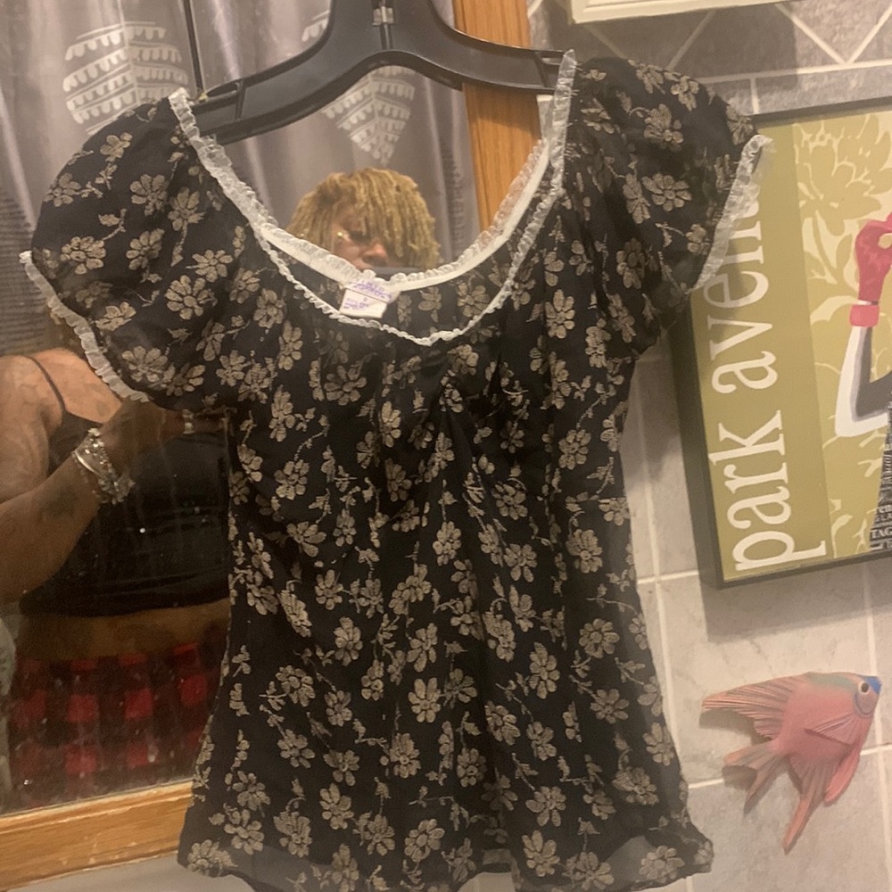 Timid shirt